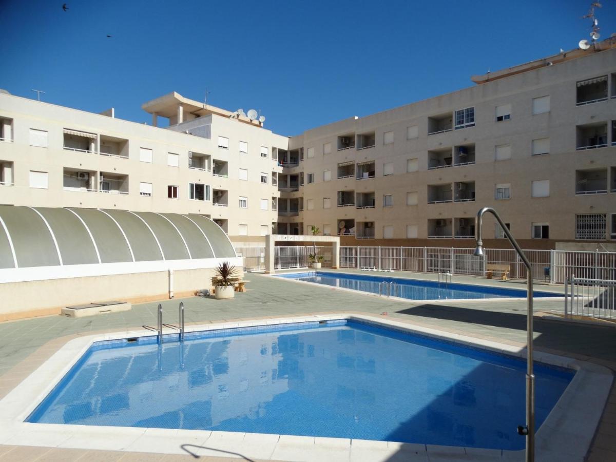 Apartamento Laguna Rosa ตอร์เรเวียคา ภายนอก รูปภาพ